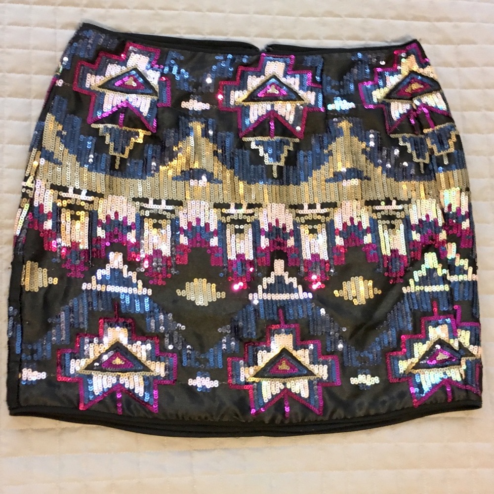 Tribal Print Sequin Mini Skirt!!